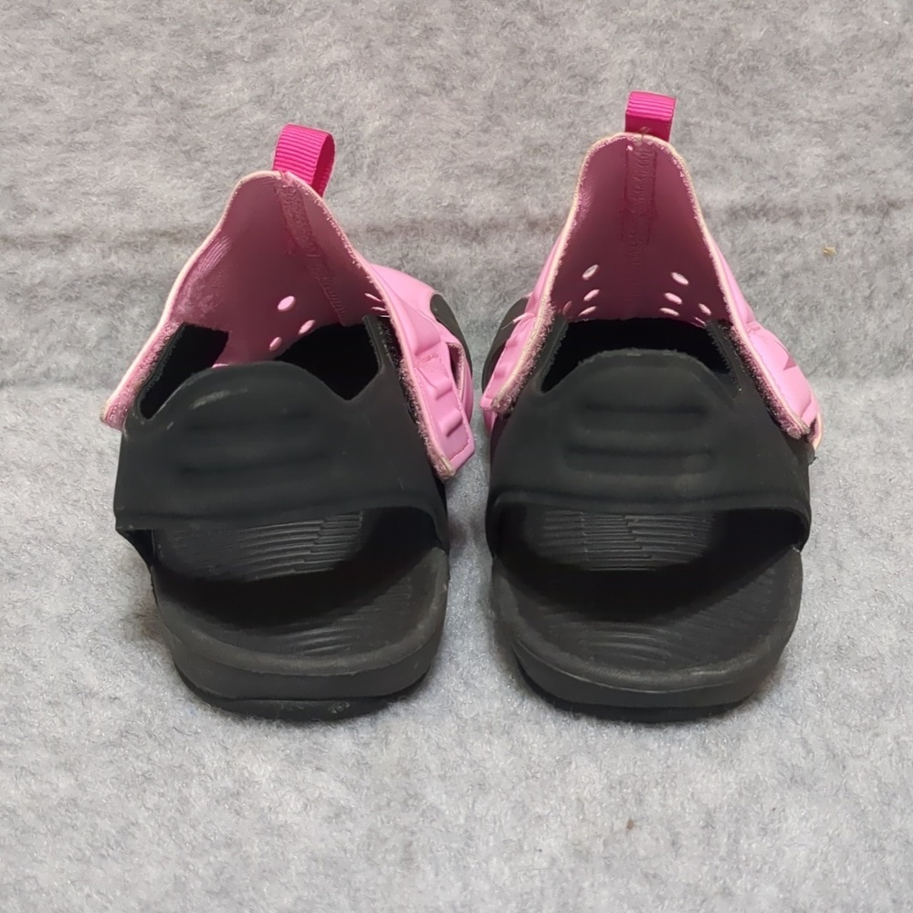 Nike Girls Sport Sandals Pink Black Stylish Lightweight & Comfortable size 2Y - Picture 3 of 8